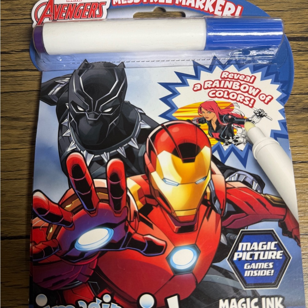 Marvel Avengers Magic Ink Marker Set - Red, Black, Blue, White